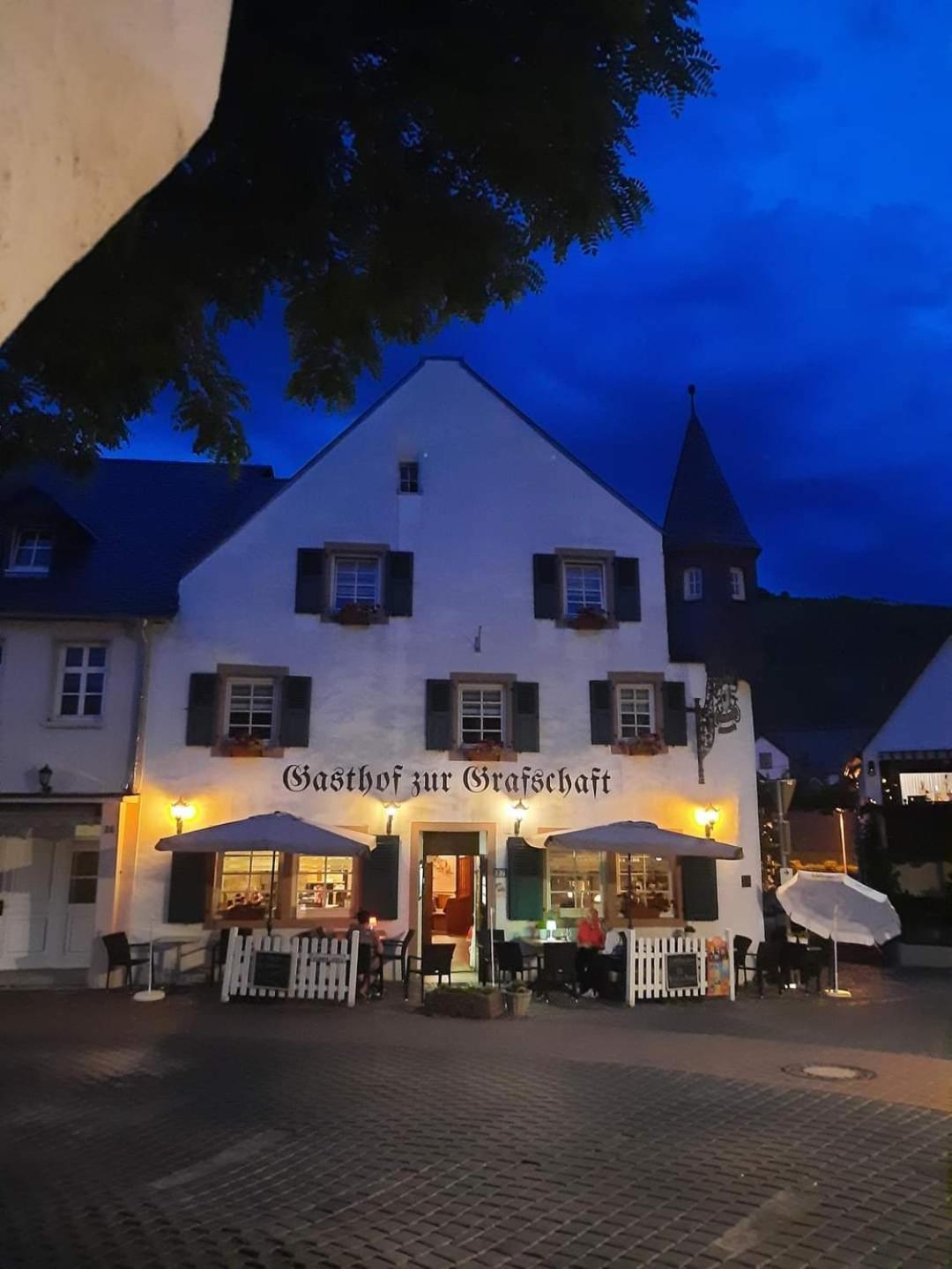 Gasthof Zur Grafschaft Veldenz ภายนอก รูปภาพ