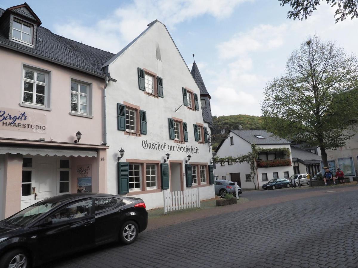 Gasthof Zur Grafschaft Veldenz ภายนอก รูปภาพ